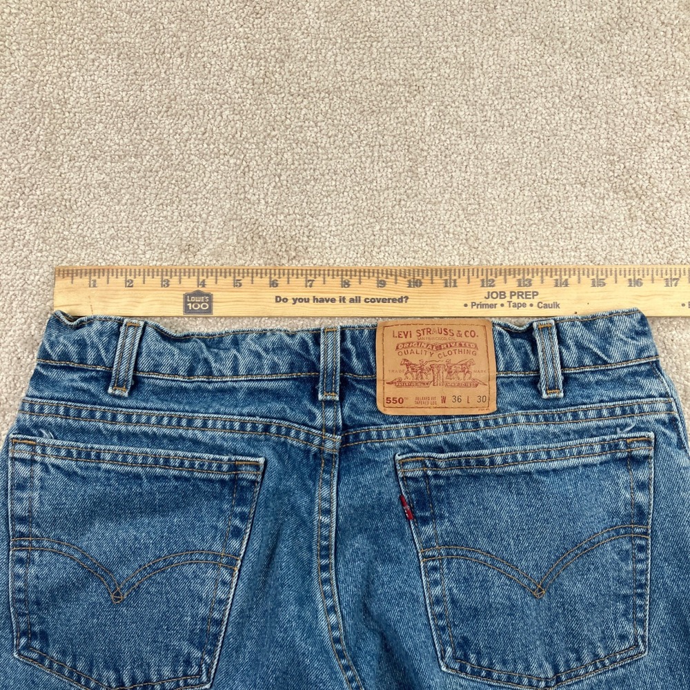 Vintage Levi Mens 36x30 (Fit 32x30) 550 Relaxed Tapered Jeans Blue Made USA 90's - Picture 4 of 10